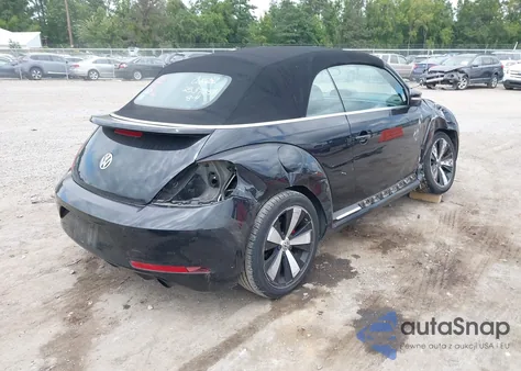 2013 Volkswagen Beetle 2.0T z USA, uszkodzony, nr VIN 3VW7T7AT7DM827842